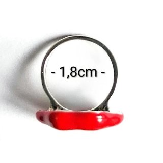 Anillo "Labios rojos".