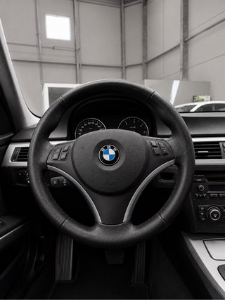 BMW Serie 3 2010 ¡IMPOLUTO! MUY BIEN CUIDADO