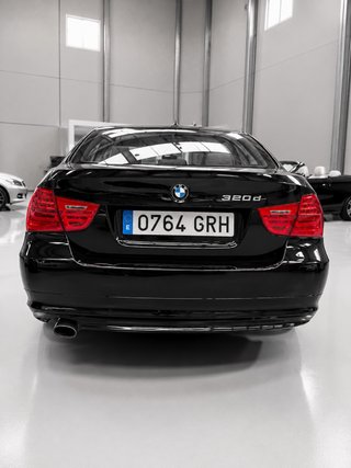 BMW Serie 3 2010 ¡IMPOLUTO! MUY BIEN CUIDADO