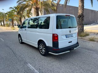 Volkswagen transporter T6 2019 DSG 4motion multiva