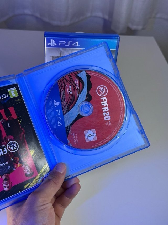 Pack juegos Ps4 : FIFA 20 y For Honor