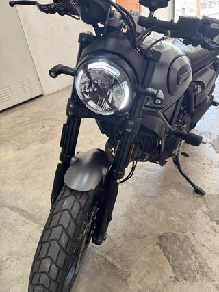 Ducati Scrambler Nightshift 2023