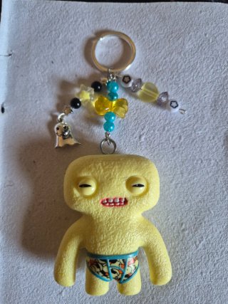 Llavero Fuggler Amarillo