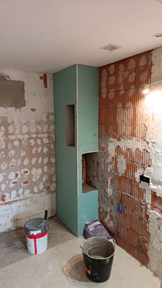 Servicios de paletería, fontanería, Pladur, pintur