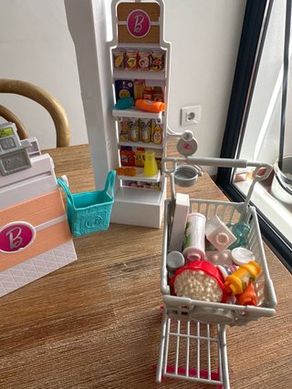 Supermercado Barbie con carrito y accesorios
