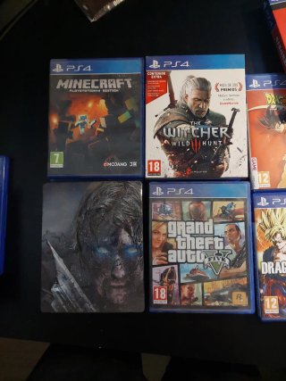Pack PlayStation 4 Pro 1TB + 2 mandos + 13 juegos