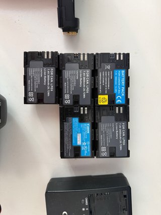 Canon 6D + Grip + 5 Baterías LP-E6