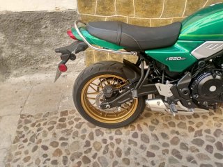 Kawasaki Z650RS - 4.000 km