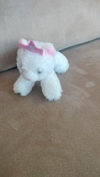 Peluche gato blanco con corona rosa