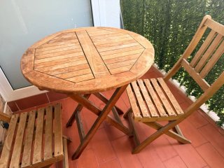 Mesa y sillas de terraza plegables