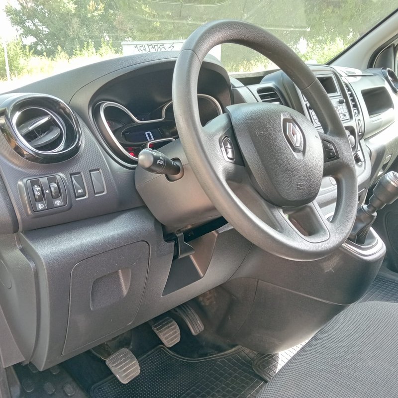 Renault Trafic 2021, foto 20