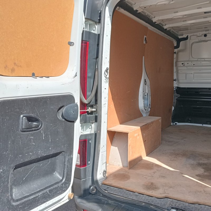 Renault Trafic 2021, foto 35