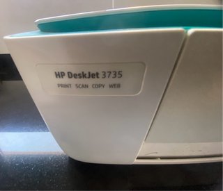 Impresora +escaner+ fotocopiadora HP Deskjet 3735