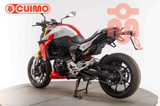BMW F 900 R