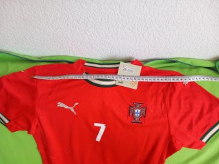 Conjunto  Ronaldo,Portugal Talla 28 (12-14 años)