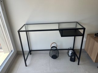 Escritorio/Mesa entrada cristal y metal negro