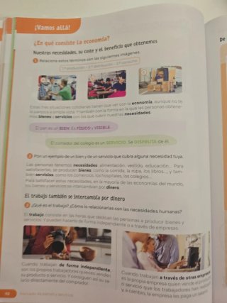 Ciencias sociales 5 Primaria : Revuela. [Comuni...