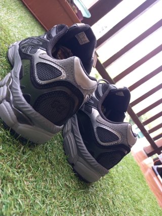 Asics Gel NYC Negras Talla 42