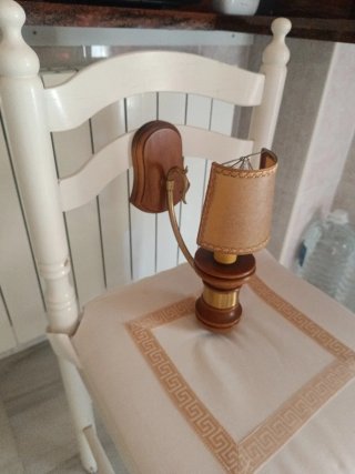 Aplique de pared madera y metal