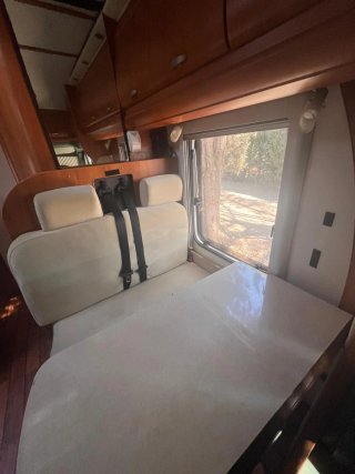 Autocaravana perfilada ford transit hobby T500