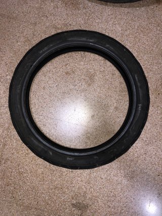 Neumáticos de moto usados