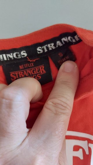 Camiseta Stranger Things Hellfire Club