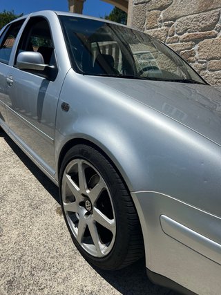 Volkswagen Golf 4