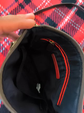Bolso bandolera Tommy Hilfiger monograma