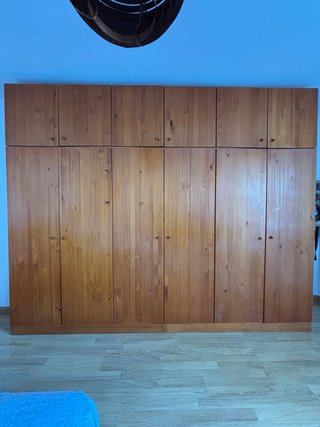 Armario grande madera maciza