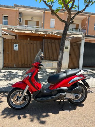 Piaggio Beverly 125 Roja