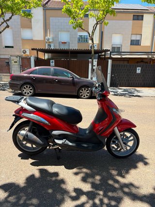 Piaggio Beverly 125 Roja
