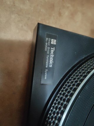 Tocadiscos Technics SL 2000