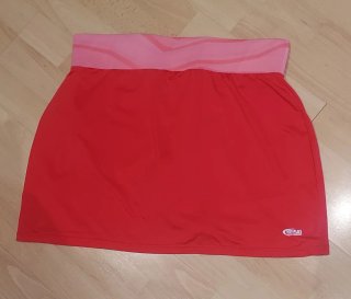 Falda deportiva corta