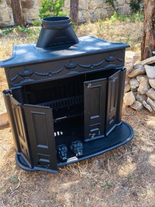 Chimenea Franklin Negra Metálica
