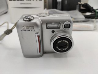 Nikon Coolpix 775 completa en caja ¡Impecable!