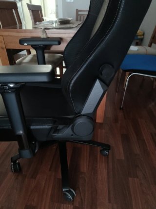 Silla Gamer Phoenix Monarca Negra y elegante