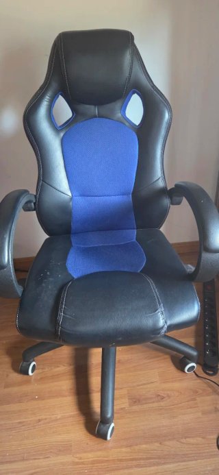 Silla gaming/ordenador negra y azul