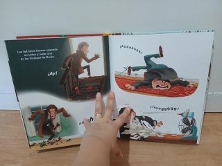 Libro infantil  Solo en casa