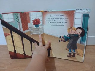 Libro infantil  Solo en casa