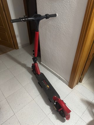 Patinete Eléctrico Red Bull Racing