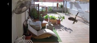 Alquilo habitación con parking y piscina