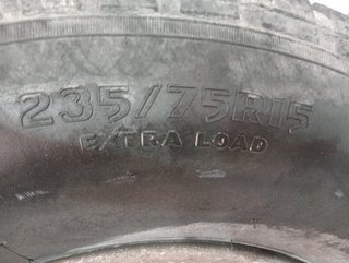 Llanta mitsubishi 235 75 15 montero v60 v70 99866