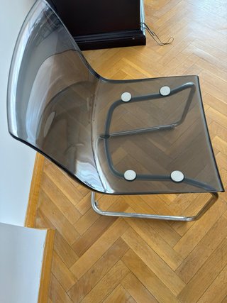 Sillas de cocina transparente y gris
