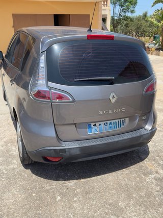 Renault Scenic 2012