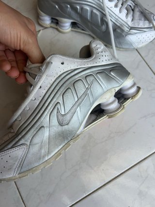 Scarpe Nike Shox Argento e Bianche