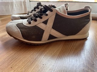 Zapatillas Munich Beige y Marrón