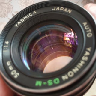 Yashica Auto Yashinon DS-M 50mm f/1.4