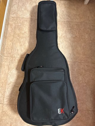 Guitarra Acústica Takamine nueva.