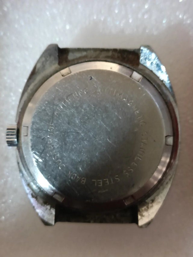 Reloj FAMORY Luxe para restaurar o piezas