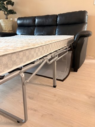 Sofá cama de piel Pohjanmaan